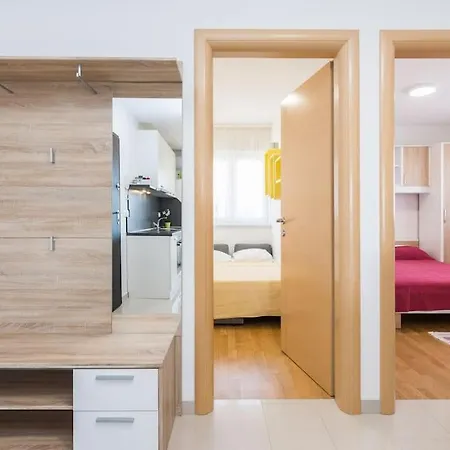 Rogina 2. Sea View Mandre