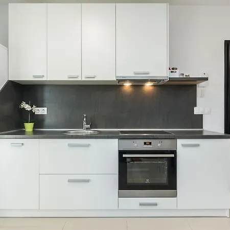 Rogina 2. Sea View Apartament