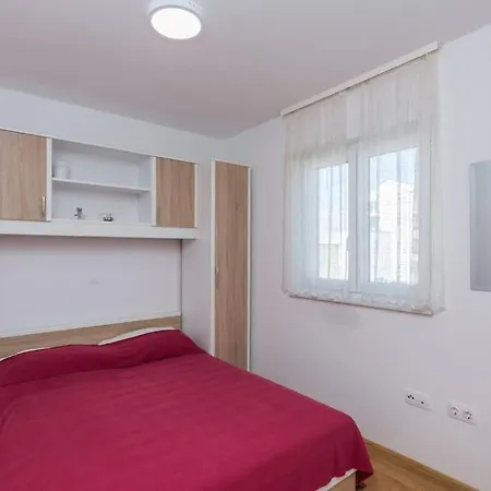 Rogina 2. Sea View * Mandre